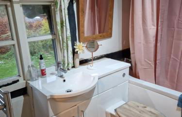 Delightful 3bed thatched Cottage - Foto 16