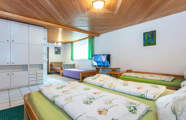 Great Group Holiday Home - Foto 10