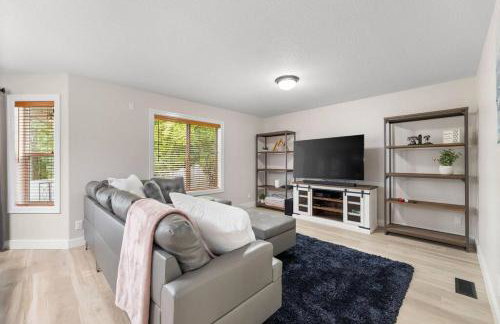 Spacious 4 bed near park/trails - Foto 43