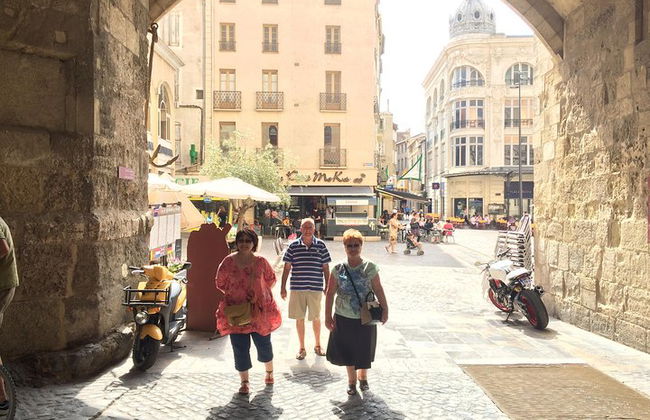 Private Tagestour nach Narbonne, Gruissan und Lagrasse. Von Carcassonne. - Foto 9