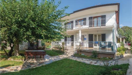 Cozy Apartment In Lovrecica With Wifi - Foto 2