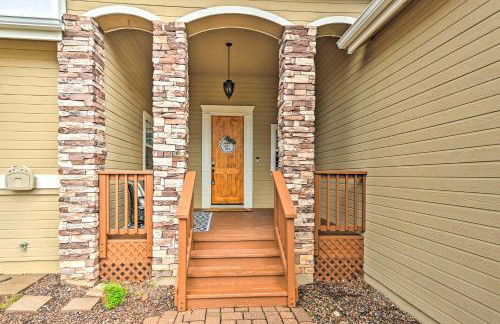 Bellemont Family Home with Hot Tub and Playground Set - Foto 28
