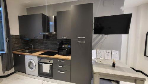 Escobar Home - Foto 5, stove, toaster