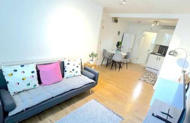 Modern 1 BR Flat London near Emirates Stadium - Quick links to Central London - Foto 1