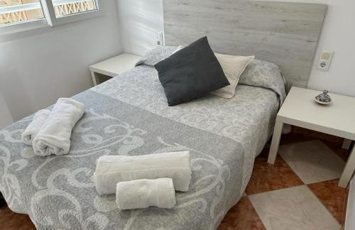 Apartment near sea beach and vibrant center - Photo 12