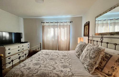 ADELAIDE HILL IN PINE MOUNTAIN CLUB BREATHTAKING VIEWS 3Bd 3Bth SPA TUB - Foto 17