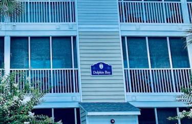 Coastal Condo with pool, minutes from beach - Foto 8