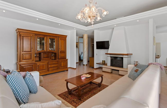 Stylish Villa in Buje With Outdoor Kitchen - Foto 13