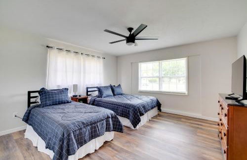 Walk to Lake Geataway with Yard in Inverness - Foto 21