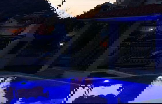 Inviting 4-bed Villa Nil Dalyan With Child Pool - Photo 12