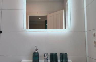 Modernes Ferienhaus mit 4 separaten Appartements, je mit vollausgestatteter Küchenzeile und eigenem Bad, 2 Gehminuten zum Badesee, Garten, Grillplatz, Kinderspielbereich, Hunde sind willkommen - Foto 33