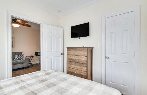 Walk to Beach and Moody Mansion Galveston Home! - Foto 15