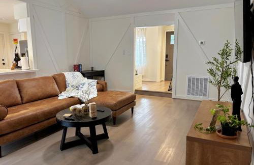 King Bed Suite in Conroe , Garage Available - Foto 1