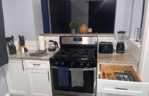 Charming King bed & Queen Sofa bed & TV Wifi - Foto 5