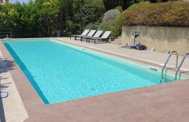 Moderne Villa mit atemberaubendem Seeblick - Photo 3