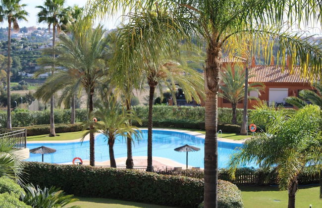 Beautiful Flat Near Golf Courses With sea Views - Photo 20