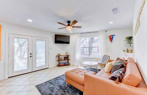 Downtown - Shiner Bungalow at Beer Ranch Project - Foto 10