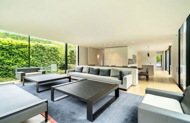 The Glass Manor - Photo 38