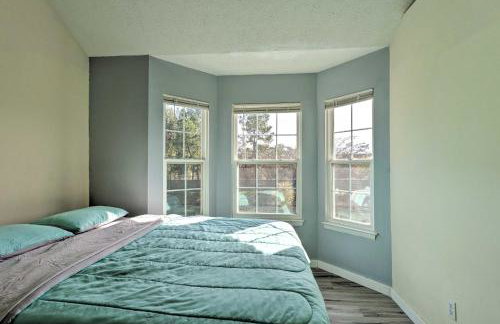 Newport News Condo with Balcony Less Than 2 Mi to Lake! - Foto 14