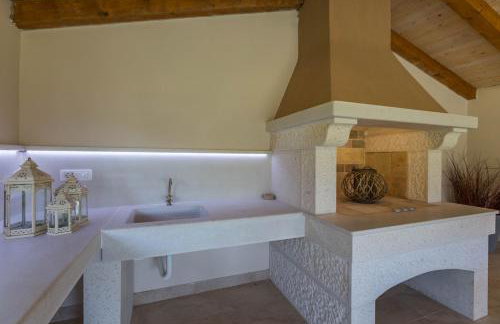 Apartment Susnjici 2 with Pool, Children Playground and Terrace - Photo 21