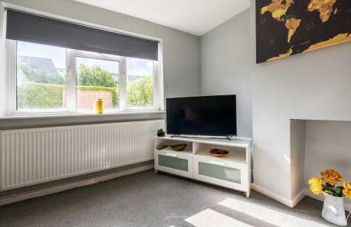 4 Bed Family & Contractor House with Games Room! - Foto 16