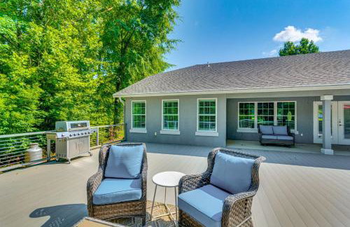 Riverfront Retreat with Fire Pit and Deck - Foto 33