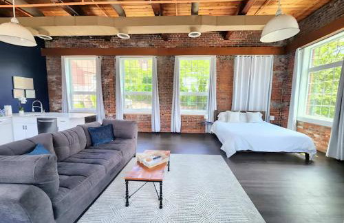 Jennifer's Historic Riverfront Loft City Views - Foto 19