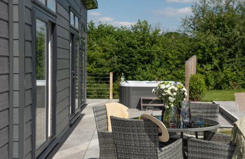 Primrose Lodge, 25 Roadford Lake Lodges - Photo 15