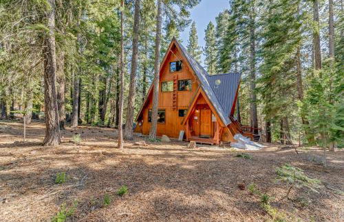 3BR Tahoe Cabin in the Trees with Hot Tub - Foto 30