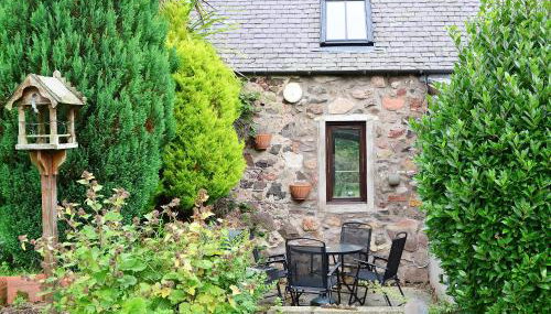 Garden Cottage - Photo 1