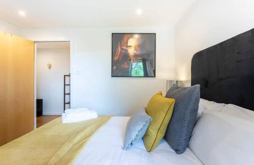 Modern 2 bed BroomPark/Central apt. with Parking - Photo 27