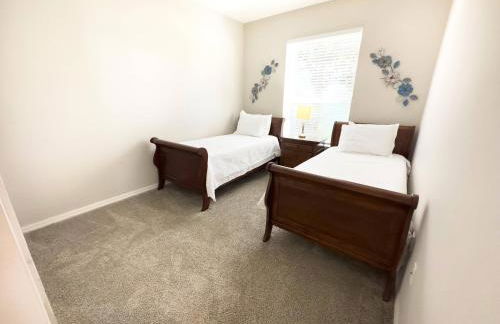 Comfortable Apart 4Bdrm3Bath- 4 miles to Disney - Foto 23