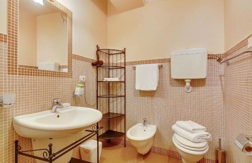 Agriturismo Cascina Crocelle - Lake View and Heated Pool - Foto 30