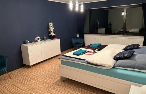 Park Villa Ferienwohnung mit Pool und 3 Schlafzimmer - Foto 7