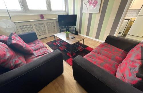 City Centre - Next to Hilton Hotel - Victoria Centre 2 Bedrooms Apartments - Close to Theatre Royal - in Victoria Centre Shopping Centre - 24 Hours Access - Parking Cars or Vans from Five Pounds a Day - Onsite Parking from Ten Pounds a Day - Foto 74