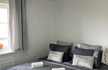 Sheffield 3-Bed Warm Comfy home - Photo 26