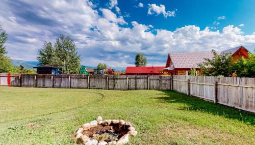 Hike, Golf and Explore Driggs Home with Patio and Grill - Foto 3