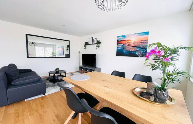 New Building With Balcony Closecentrefreeparkingsmarttv - Foto 1