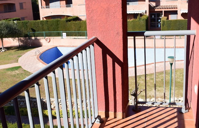 Acogedor Apartamento con Piscina Comunitaria Marina Sant Jordi - Foto 17