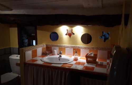 L'oustal Les Fayards - Foto 8