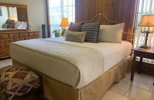 Birmingham House - Updated and Spacious - Photo 12