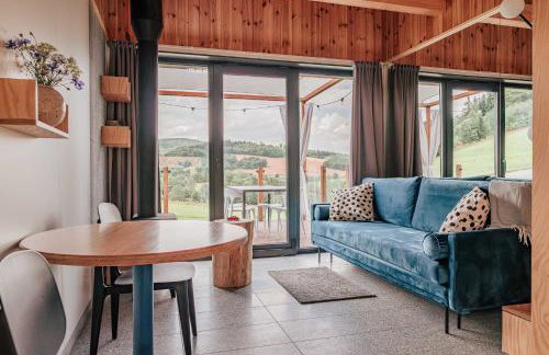 WymarzONE domki- z prywatnymi jacuzzi i kominkiem - Foto 29