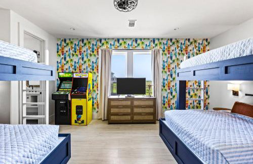 Luxury Beachfront l Private Hot Tub, Pool, & 2 Arcade Games - Foto 64