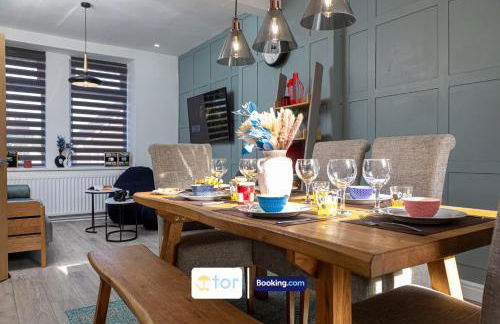 Explore Welsh Wonders, 3 Bedroom House By The One Retreats Short Lets & Serviced Accommodation Treharris - Foto 44