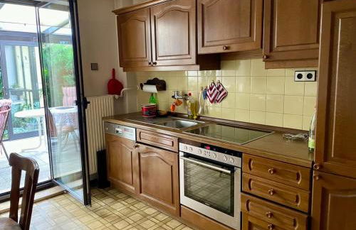 Charming, bright family home with conservatory - Foto 9