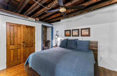 Amazing Rooftop Patio Overlooking street - Foto 13