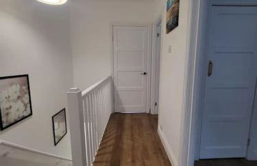 4 Bedroom House - Free Parking, Great access to London, Herts, Essex - Photo 15