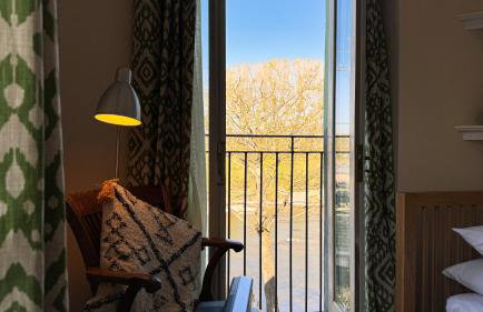 By the River - Foto 20