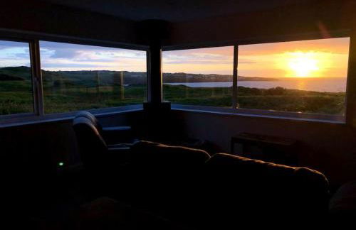 Coastal bungalow, sleeps 5 and ideal for walkers - Photo 4