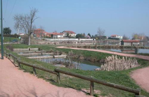 Gîte cosy pour 2 avec jardin et cheminée à Montbrison - FR-1-496-158 - Foto 3